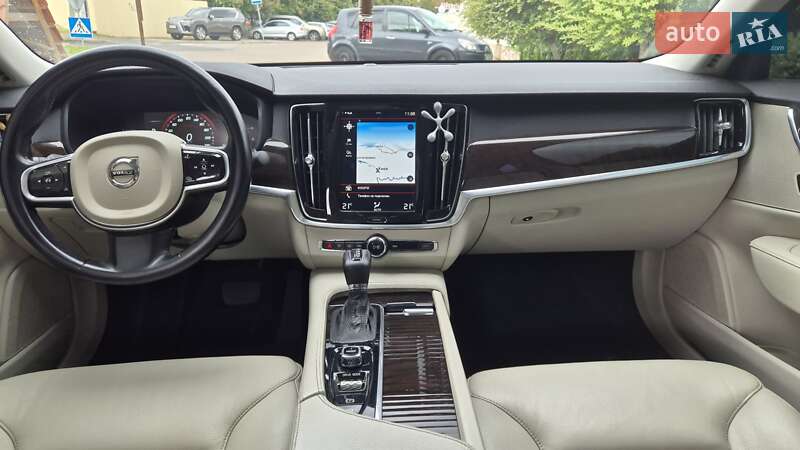 Седан Volvo S90 2017 в Киеве