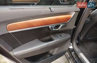 Седан Volvo S90 2016 в 