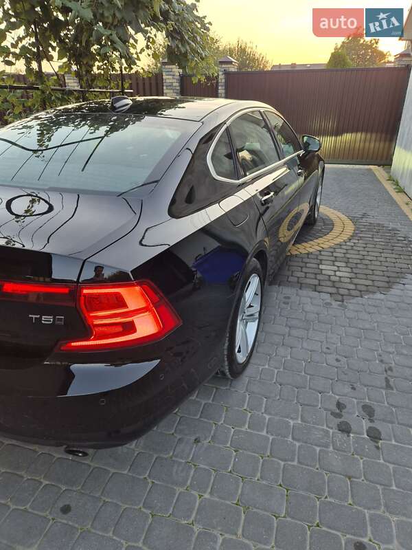 Седан Volvo S90 2017 в Львове