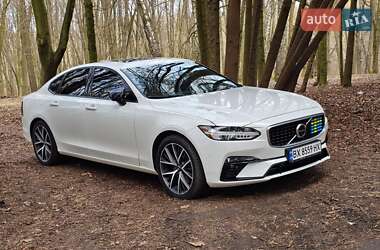 Седан Volvo S90 2016 в 