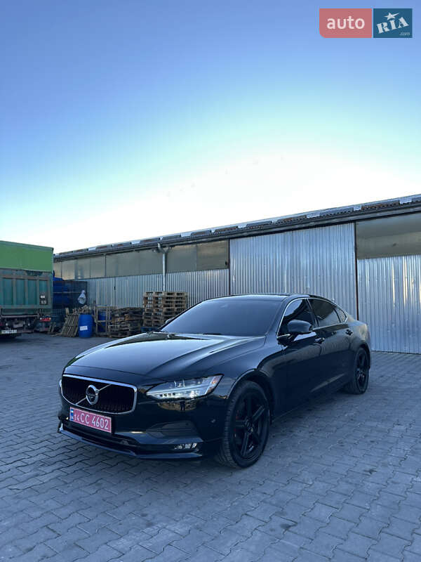 Седан Volvo S90 2017 в Жовкве