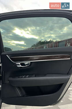 Седан Volvo S90 2018 в 