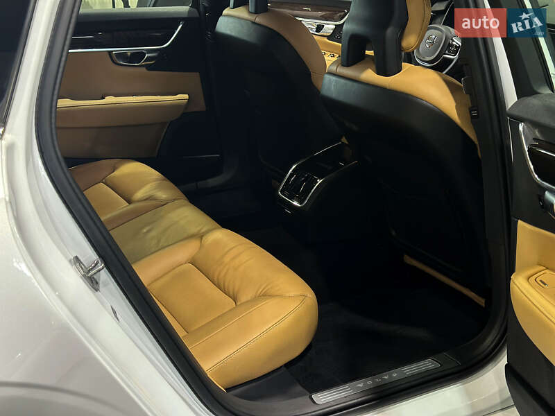 Седан Volvo S90 2017 в Коломые