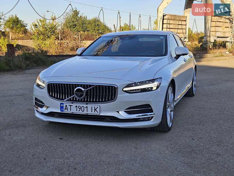 Седан Volvo S90 2017 в Ивано-Франковске