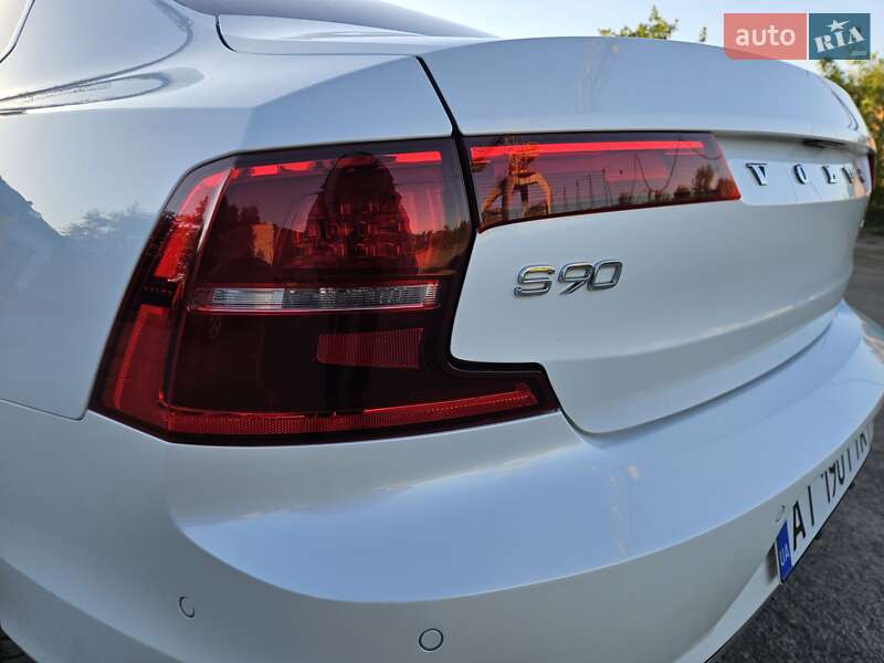Седан Volvo S90 2017 в Ивано-Франковске