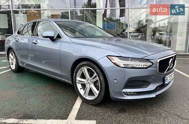 Седан Volvo S90 2016 в Киеве