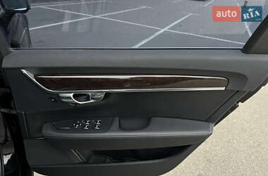 Седан Volvo S90 2017 в 