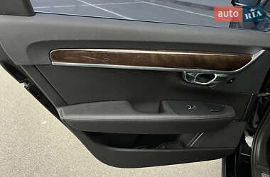 Седан Volvo S90 2017 в 