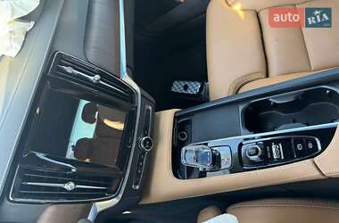 Седан Volvo S90 2020 в 