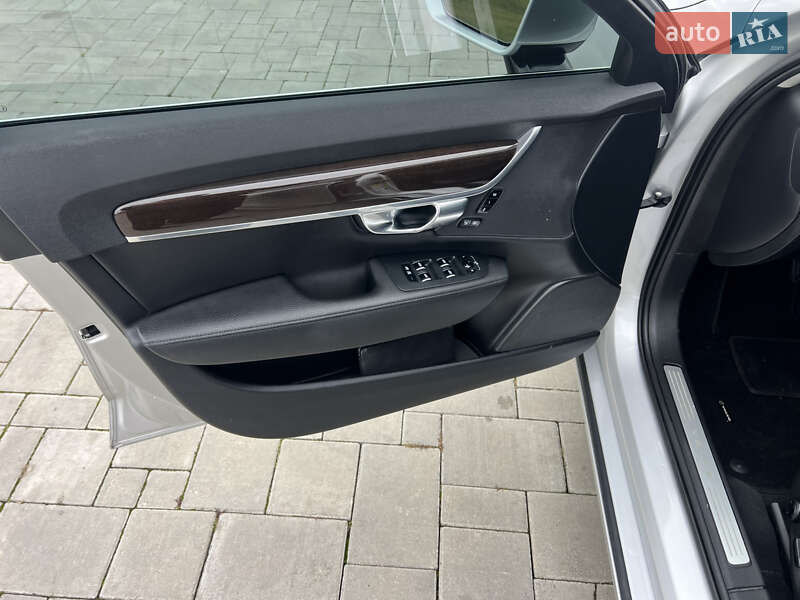Седан Volvo S90 2017 в Здолбуніві