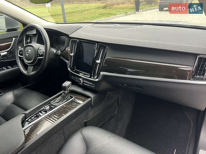 Седан Volvo S90 2017 в Здолбуніві