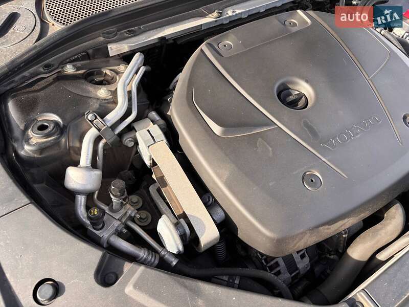 Седан Volvo S90 2017 в Львове