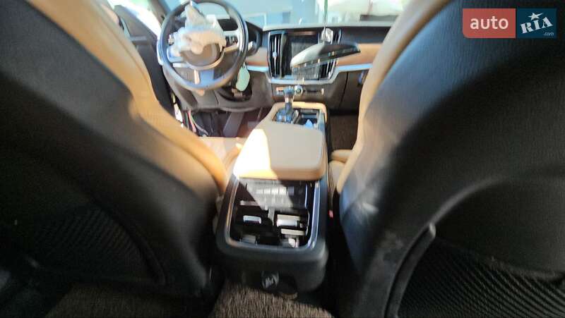 Седан Volvo S90 2019 в Львове фото 26 Седан Volvo S90 2019 в Львове