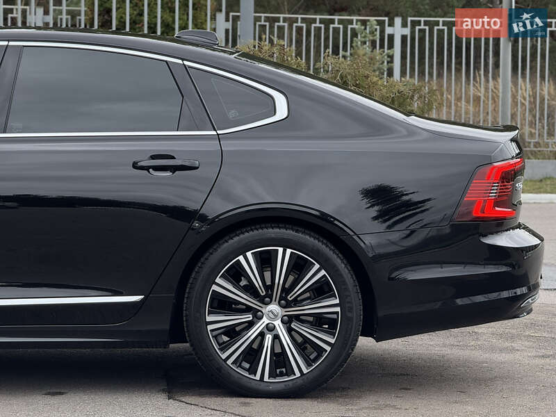 Седан Volvo S90 2023 в Києві