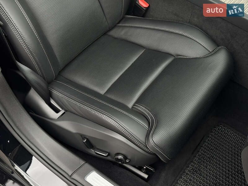 Седан Volvo S90 2023 в Києві