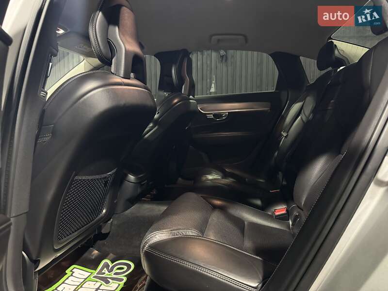 Седан Volvo S90 2017 в Одессе