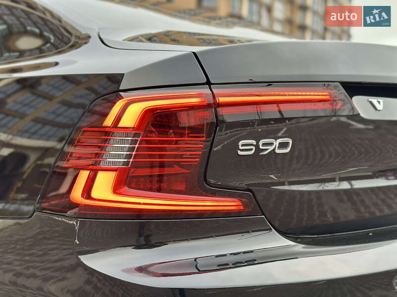 Седан Volvo S90 2021 в Києві