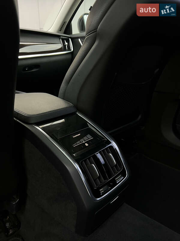 Седан Volvo S90 2017 в Киеве фото 36 Седан Volvo S90 2017 в Киеве