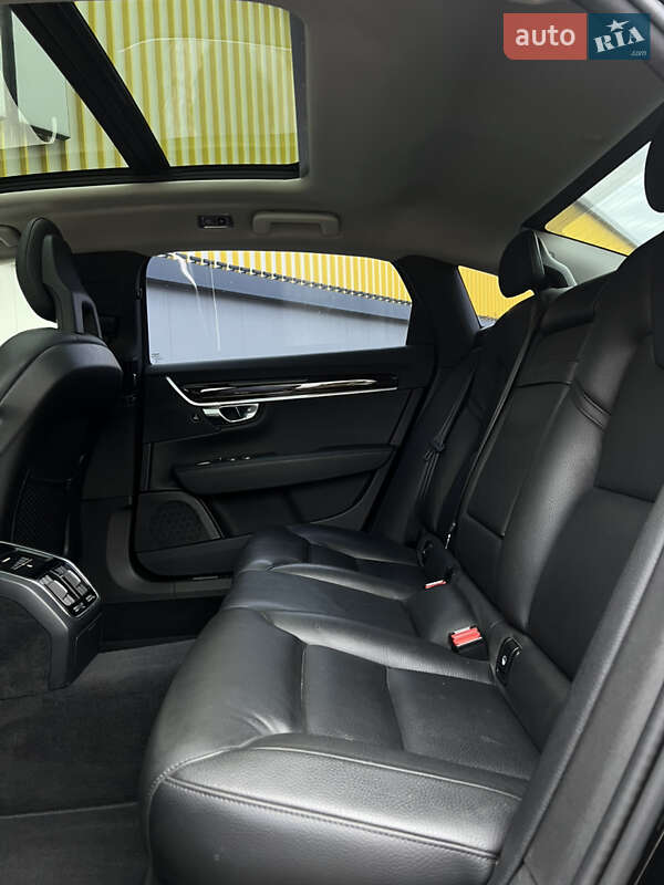 Седан Volvo S90 2017 в Киеве фото 43 Седан Volvo S90 2017 в Киеве