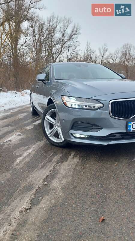 Седан Volvo S90 2017 в Звенигородке
