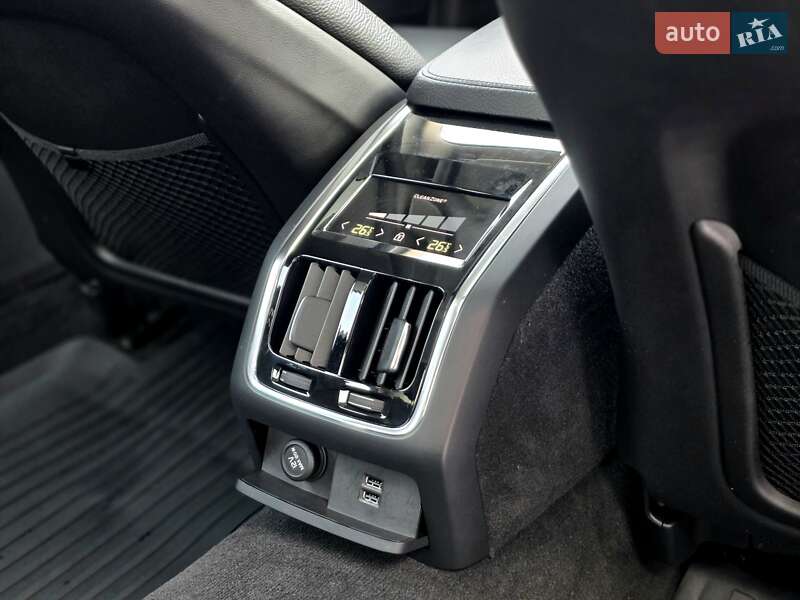 Седан Volvo S90 2017 в Черновцах