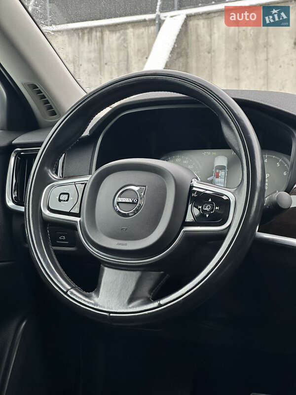 Седан Volvo S90 2017 в Ивано-Франковске фото 24 Седан Volvo S90 2017 в Ивано-Франковске