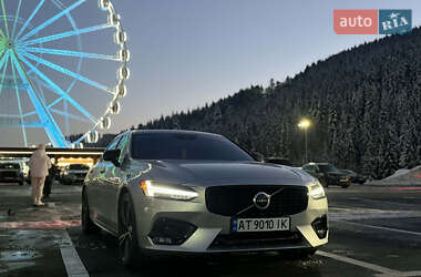 Седан Volvo S90 2020 в Ивано-Франковске