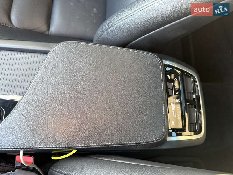 Седан Volvo S90 2016 в Киеве