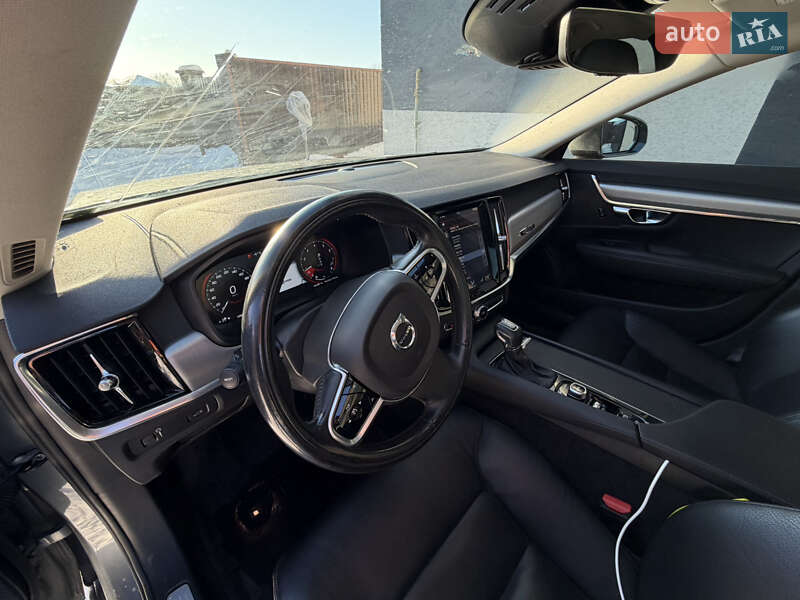 Седан Volvo S90 2016 в Киеве