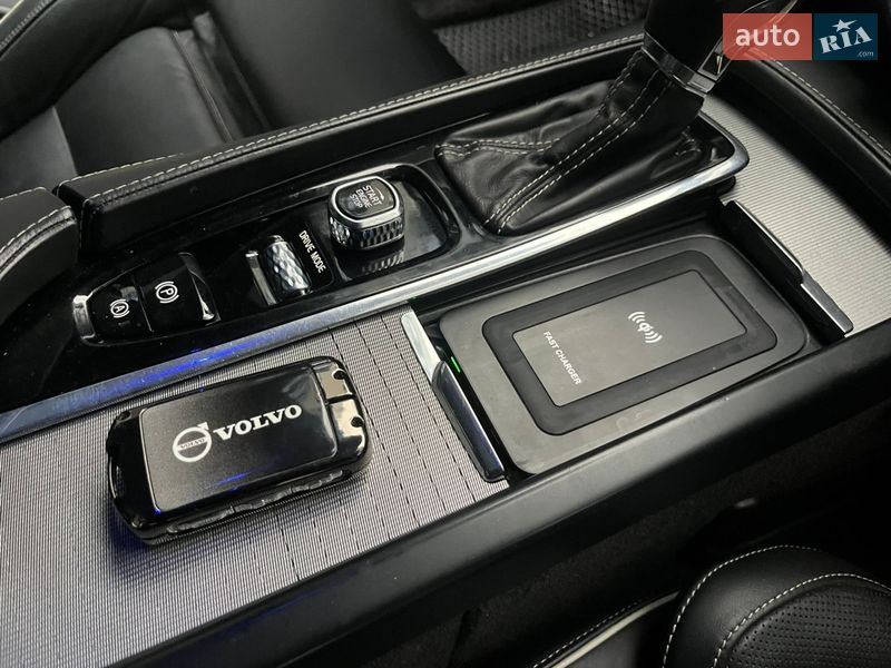 Седан Volvo S90 2020 в Ивано-Франковске