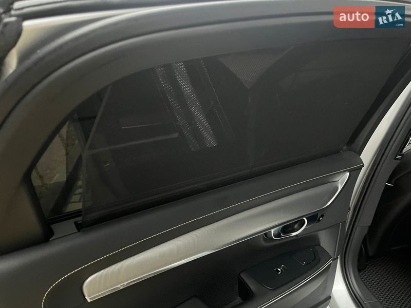 Седан Volvo S90 2020 в Ивано-Франковске