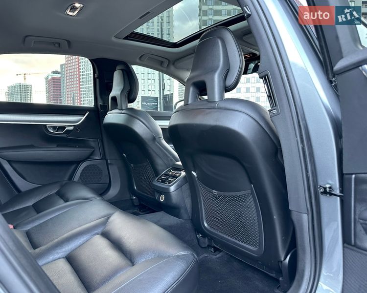 Седан Volvo S90 2016 в Киеве