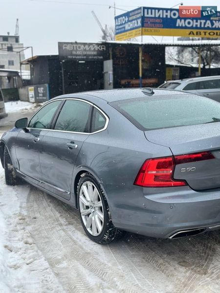 Седан Volvo S90 2017 в Ивано-Франковске