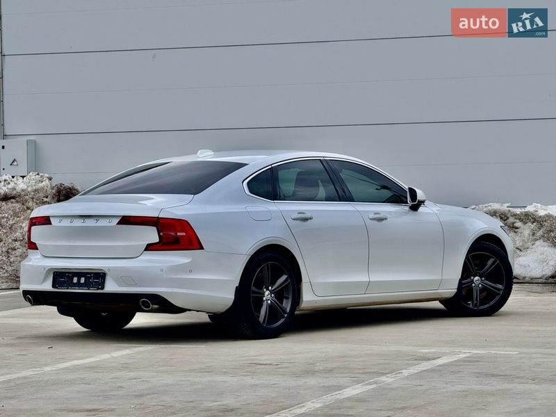Седан Volvo S90 2017 в Киеве
