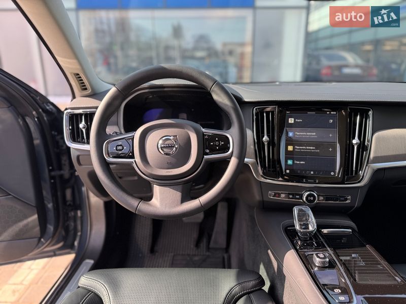 Седан Volvo S90 2022 в Одессе