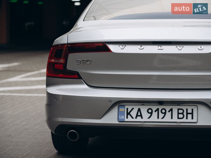 Седан Volvo S90 2016 в Києві