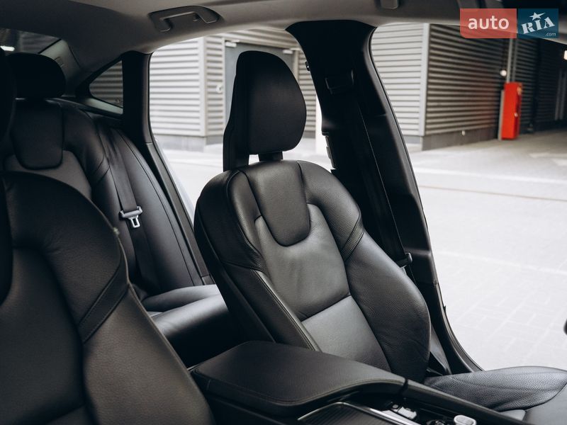 Седан Volvo S90 2016 в Києві