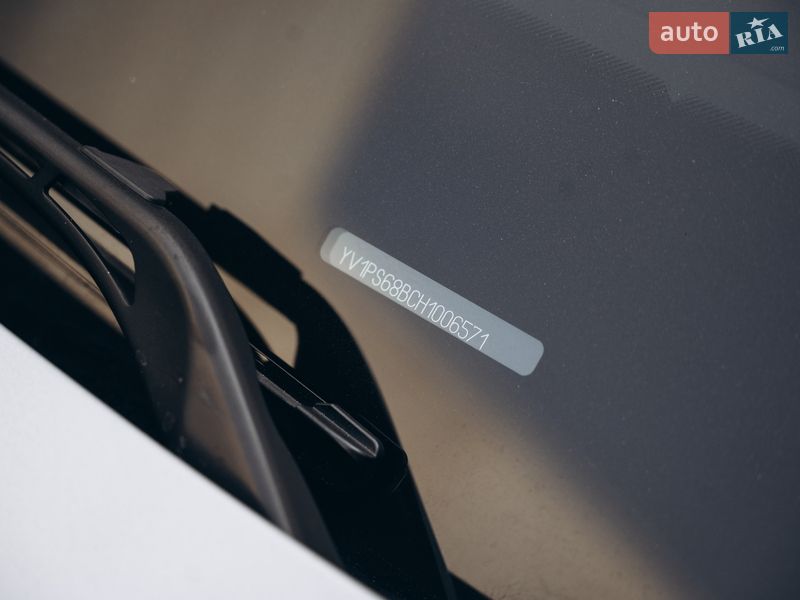 Седан Volvo S90 2016 в Києві