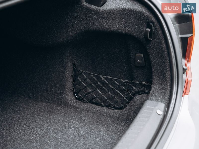 Седан Volvo S90 2016 в Києві