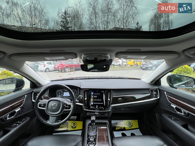 Седан Volvo S90 2017 в Львове