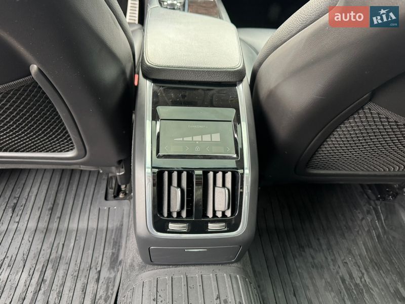 Седан Volvo S90 2017 в Ивано-Франковске
