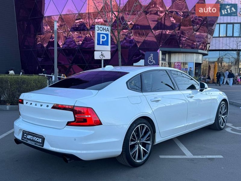 Седан Volvo S90 2017 в Києві