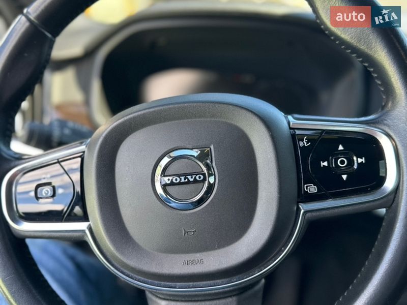 Седан Volvo S90 2018 в Києві фото 15 Седан Volvo S90 2018 в Києві
