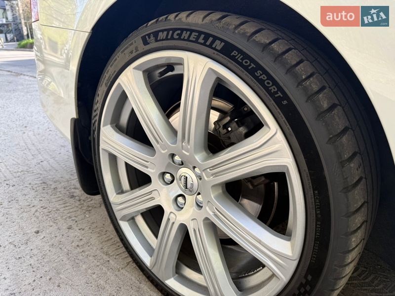 Седан Volvo S90 2016 в Дніпрі