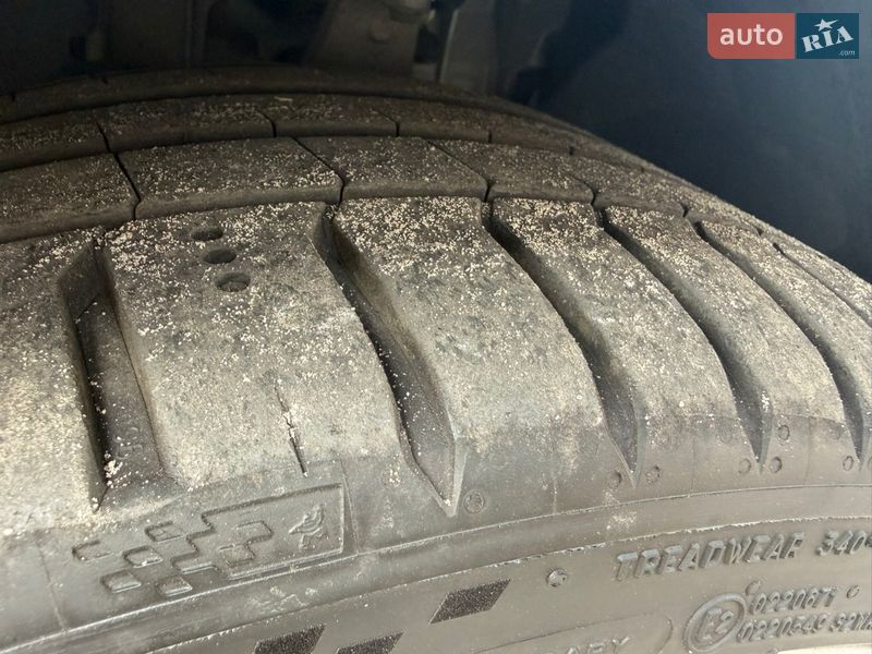 Седан Volvo S90 2016 в Дніпрі