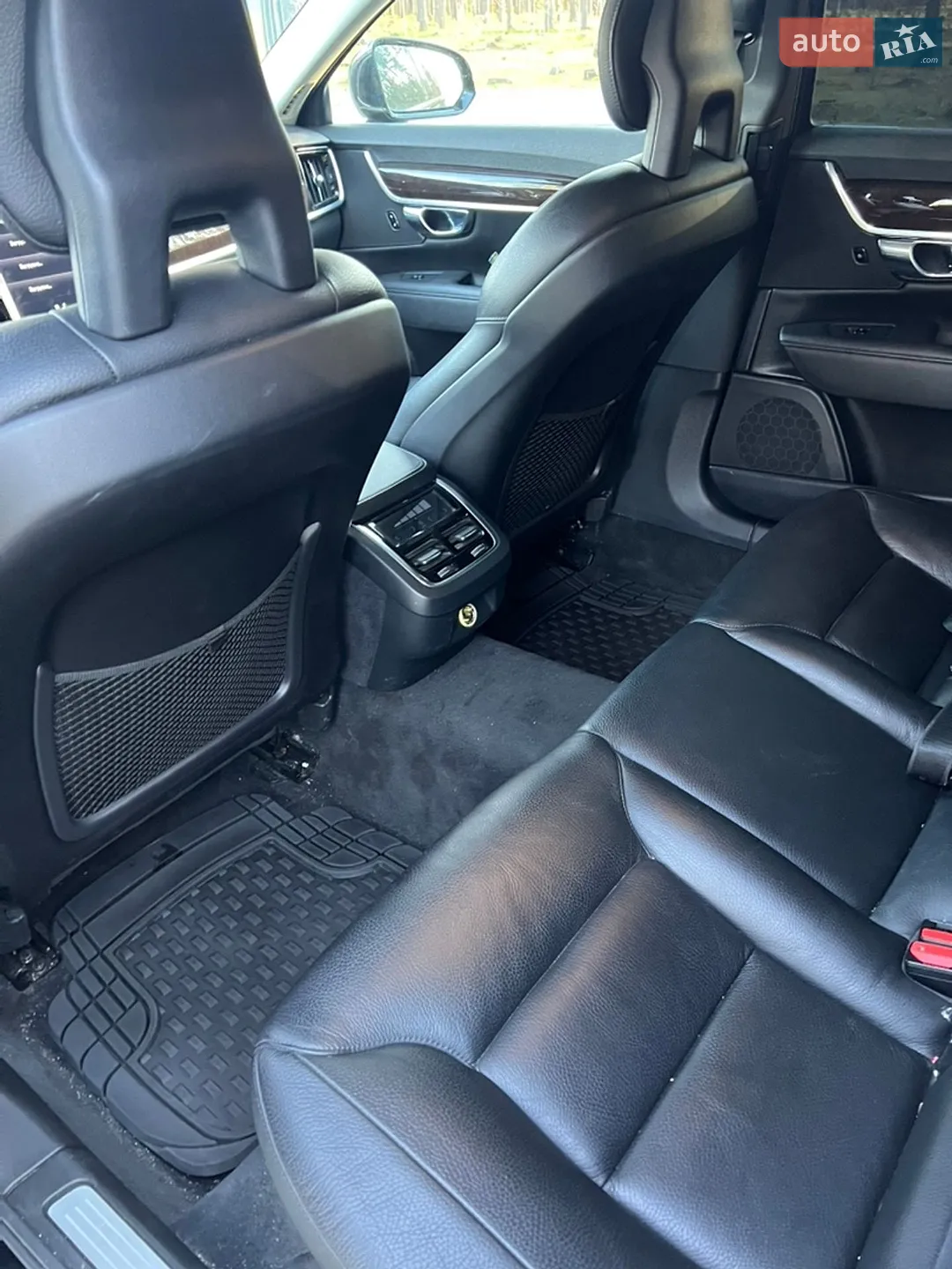 Volvo S90 2016 VIN YV1102AK3H1011591 фото оголошення 10 з 16