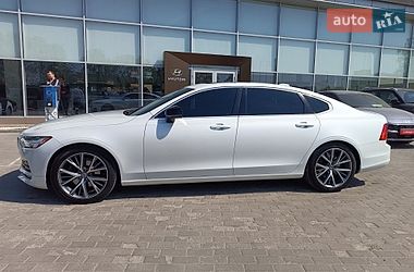 Седан Volvo S90 2017 в Полтаве
