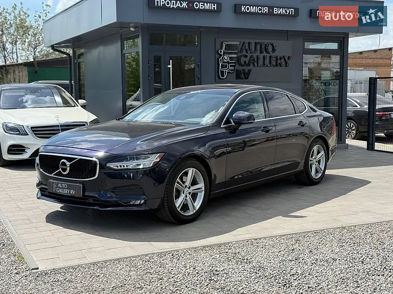Volvo S90