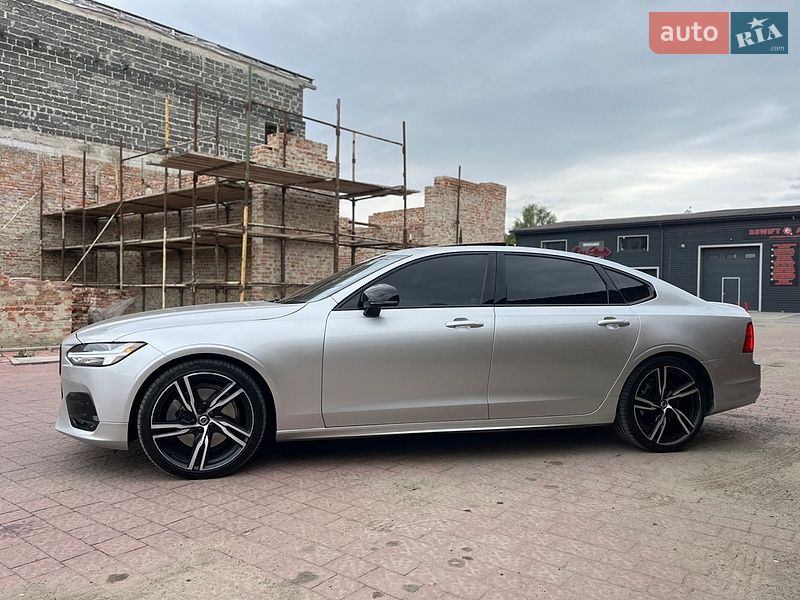 Седан Volvo S90 2020 в Ивано-Франковске