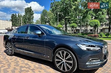 Седан Volvo S90 2022 в Киеве